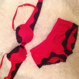 Black & Red Lingerie Set